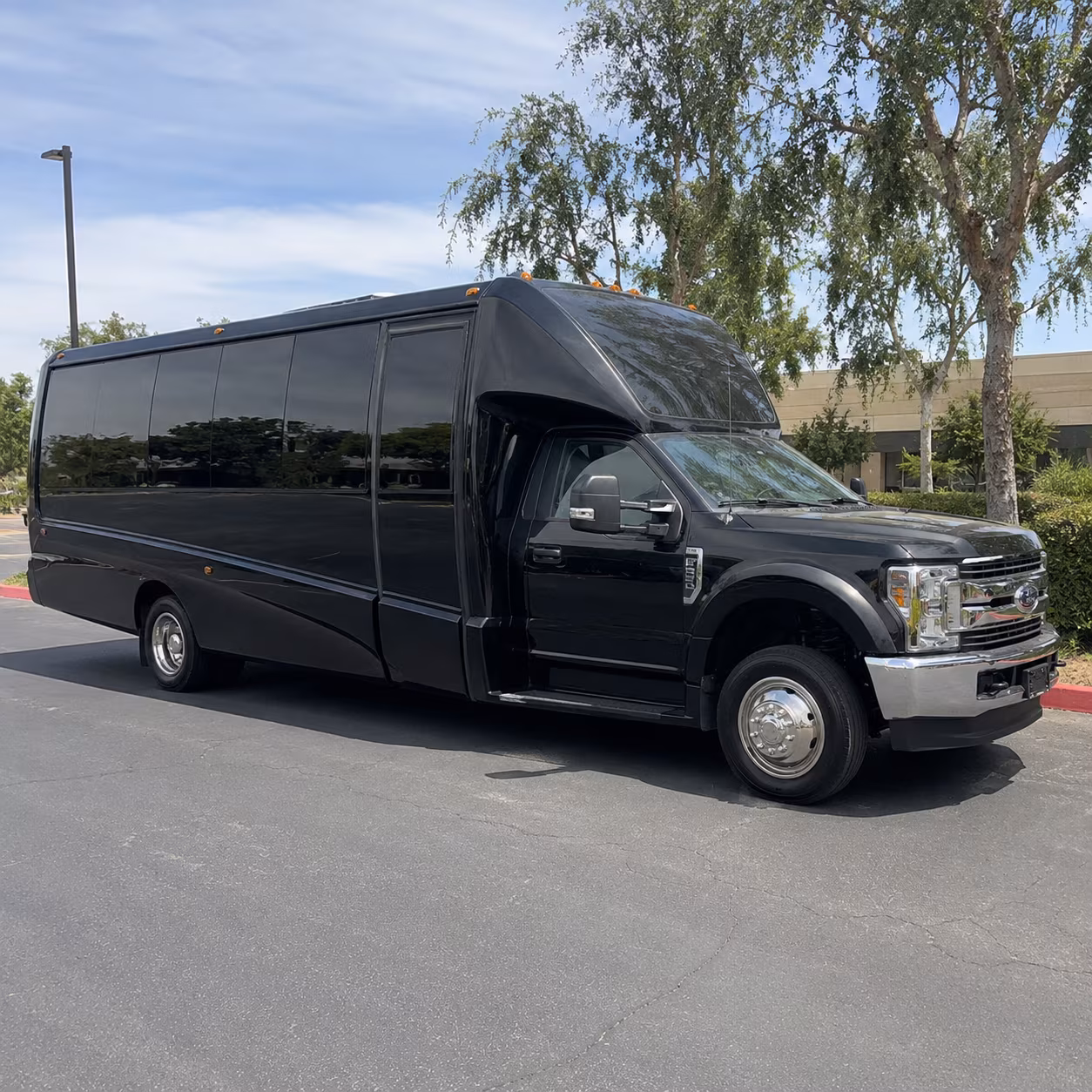 Palm Springs Birthday, Sweet 16, & Quinceañera Party Bus Rentals