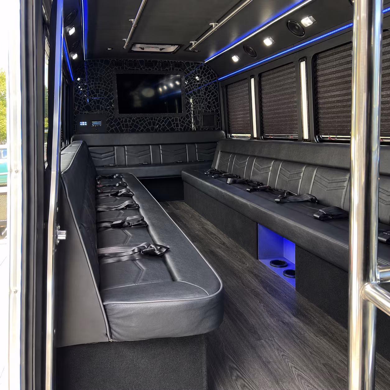Wellington Birthday, Sweet 16, & Quinceañera Transportation party bus exterior
