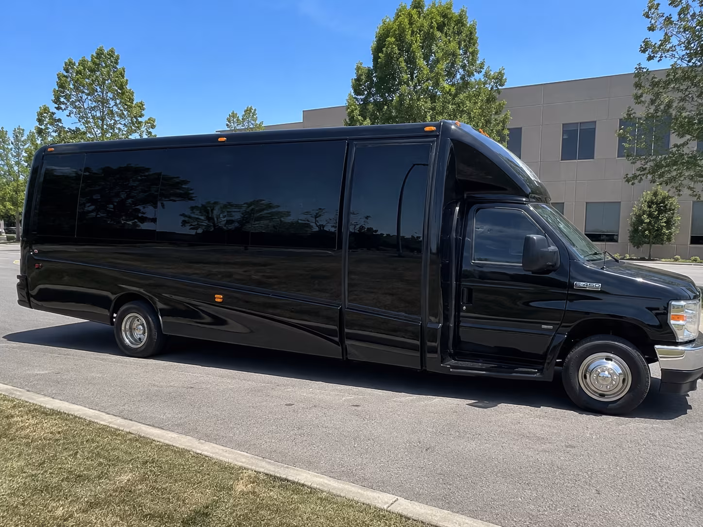Wellington Winery Tour & Pub Crawl Transportation route planning